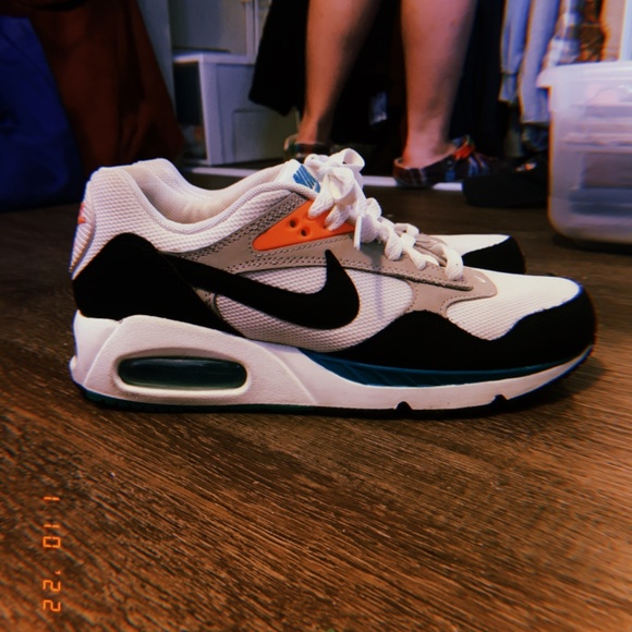 Nike Air - Picture 2 of 3